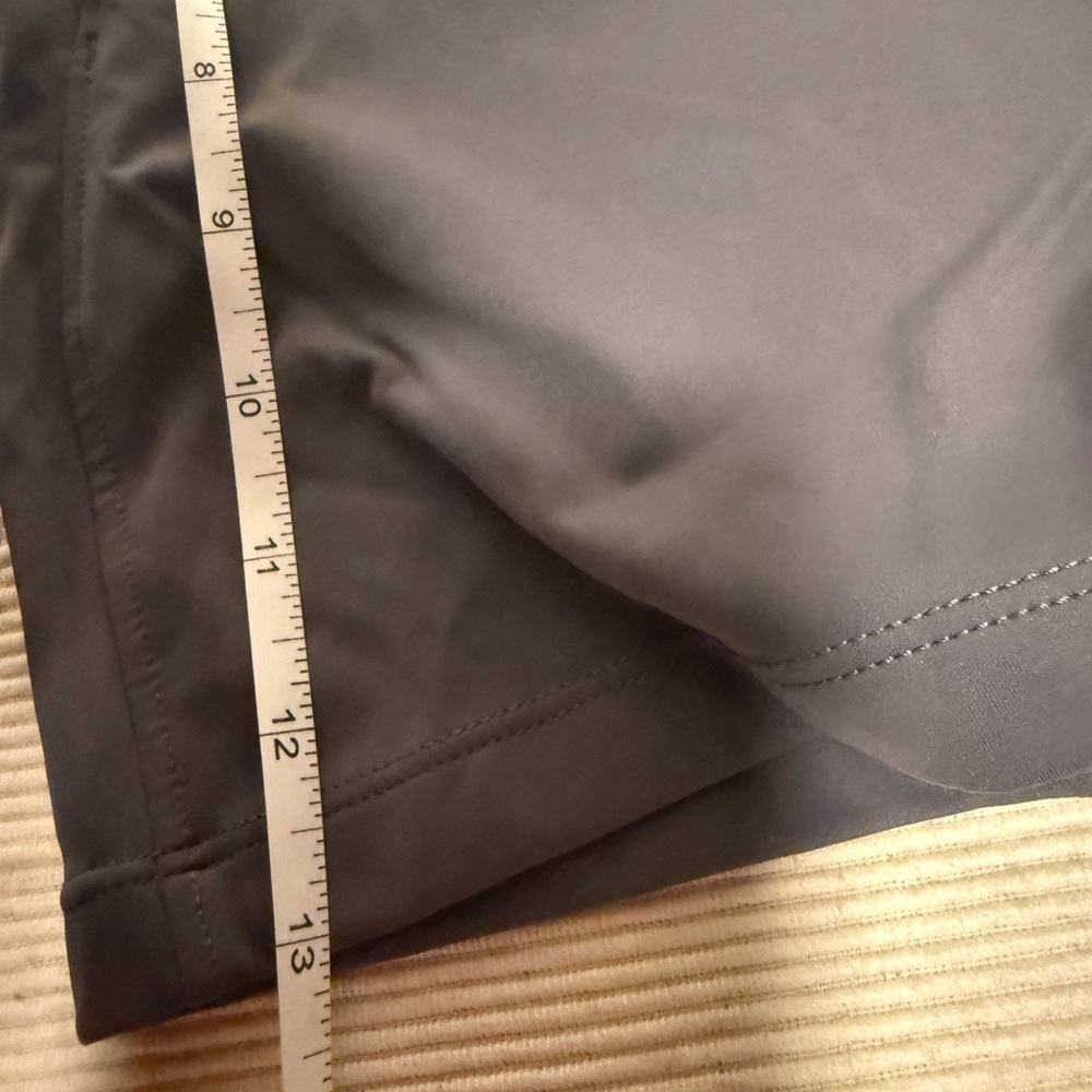 Gray Athletic Shorts with Drawstring Closure and Mid-Thigh Length - Picture 4 of 7